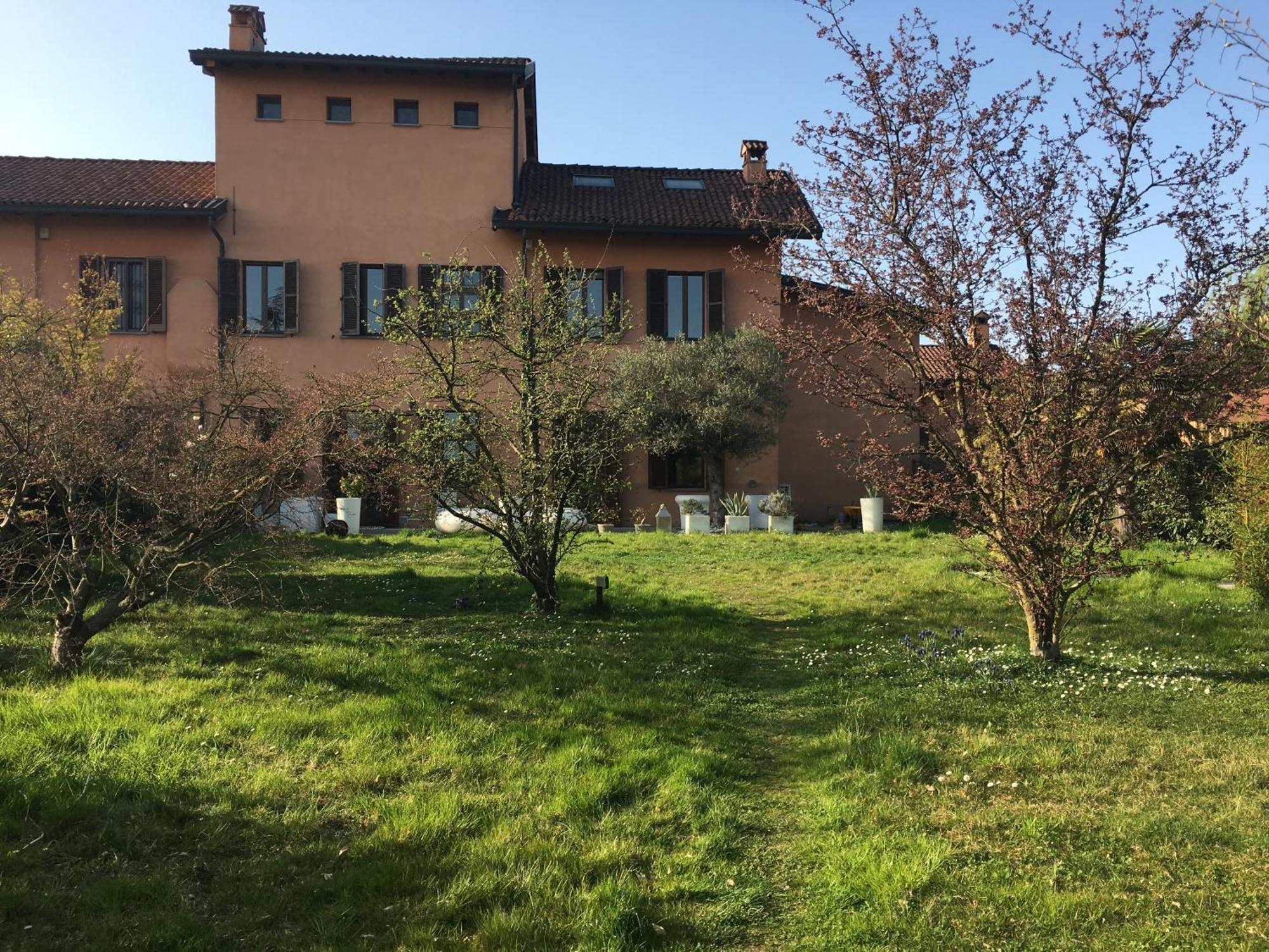 Отель Cascina Torriggio Estates Роццано Экстерьер фото